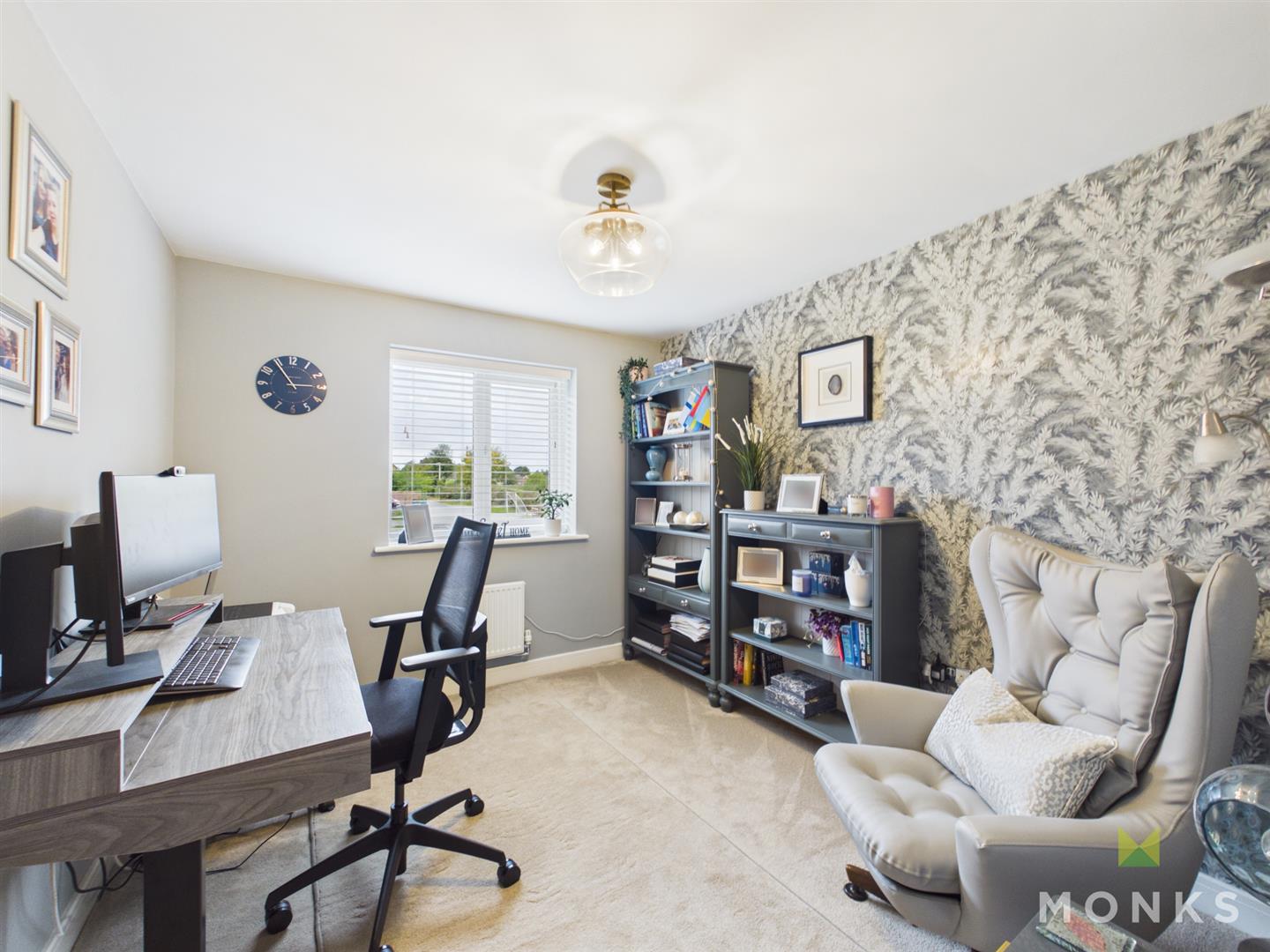 94 Holland Drive, Shrewsbury, SY2 5WA For Sale